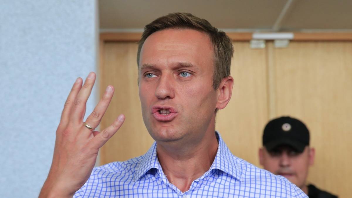 Алексей навальный: биография, личная жизнь, жена и дети, фото