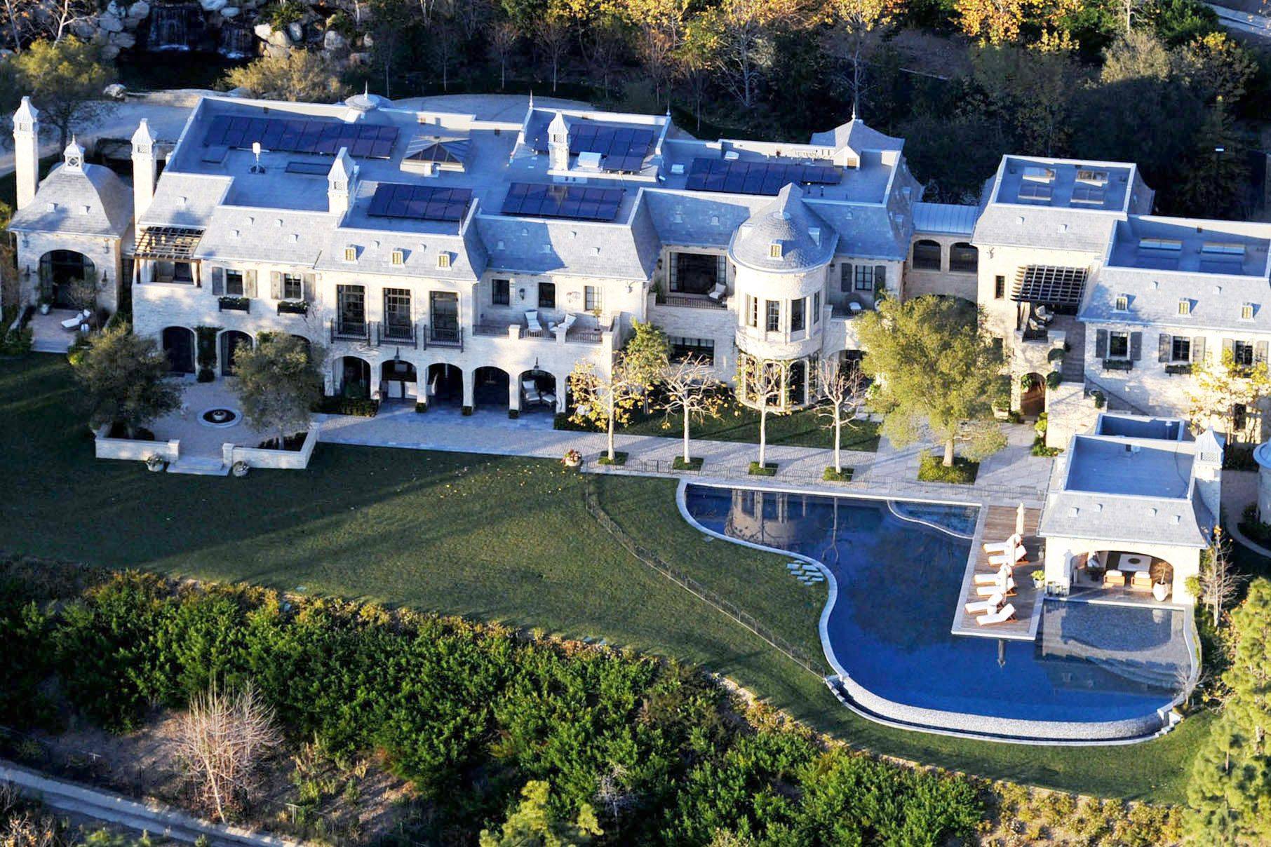 Дома миллиардеров - где живут самые богатые: фото