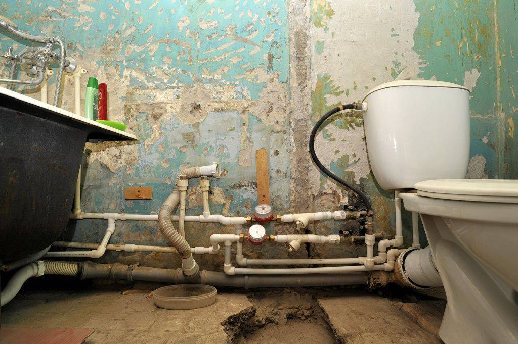 Замена труб водоснабжения в квартире в москве и московской области