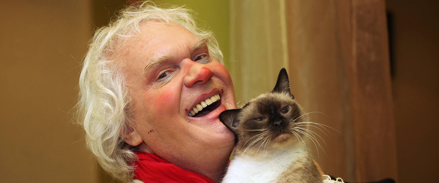 Юрий куклачев биография, фото, личная жизнь и его кошки 2020