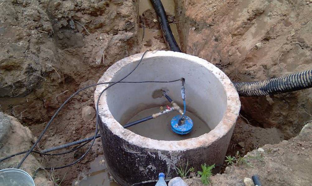 Какое оборудование необходимо для обустройства скважины под воду в частном доме: необходимые комплектующие, особенности установки