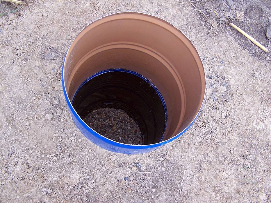 Бочка для туалета на даче (пластиковая): яма из бочки своими руками