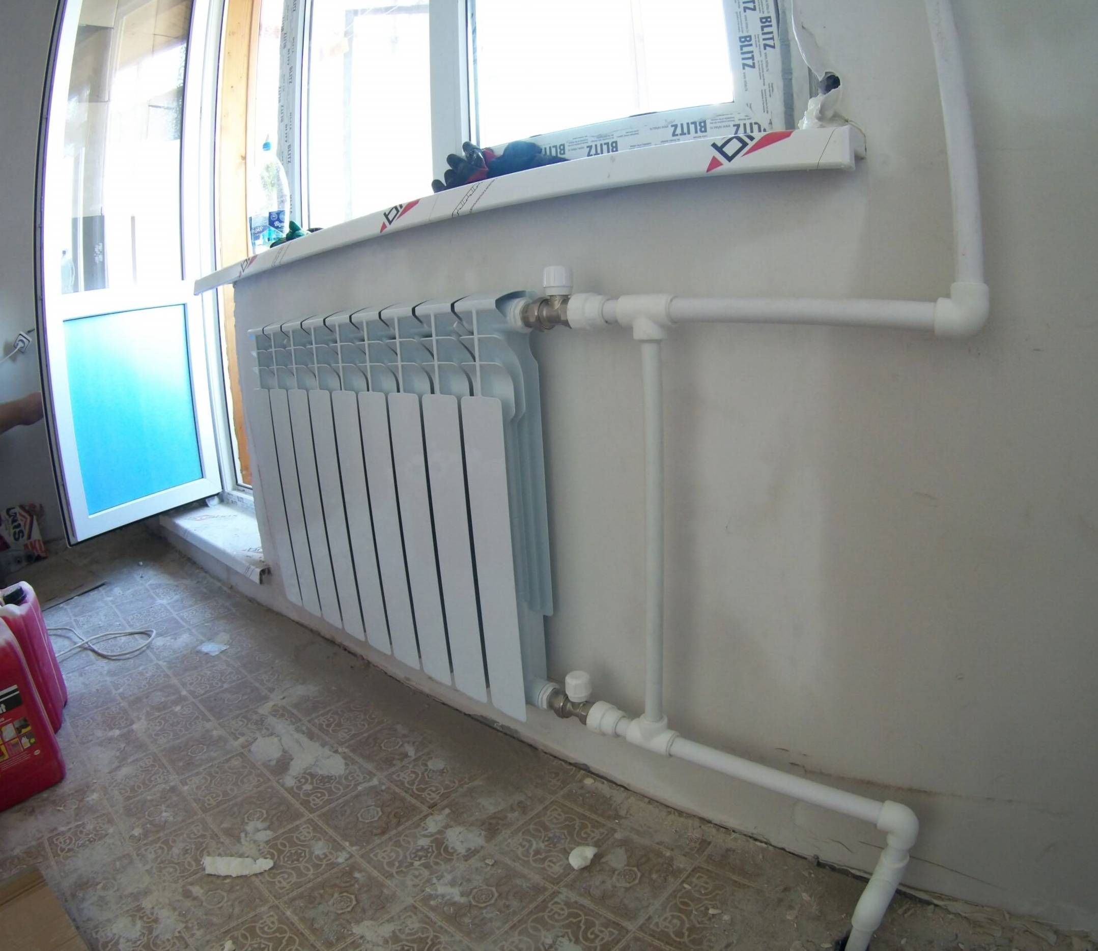 Когда лучше менять радиаторы отопления в квартире: кто должен производить замену и как это происходит, стоит ли менять батареи зимой