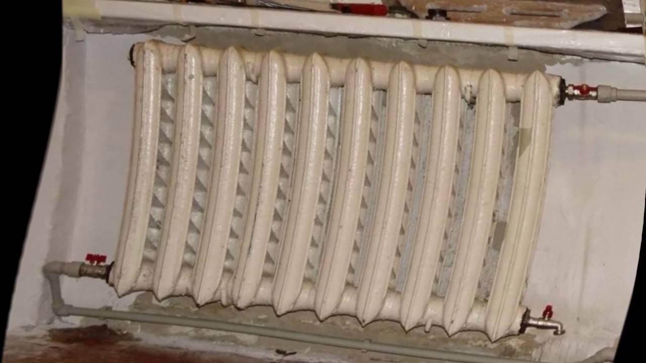 Как промыть батареи отопления внутри от пыли в домашних условиях самому, не снимая, как легко и просто снять старую краску, средства