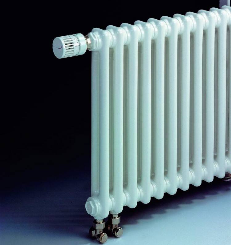 Вертикальные радиаторы отопления для квартиры: что такое обогреватель с вертикальным подключением, виды настенных батарей, преимущества трубчатых радиаторов, фото
