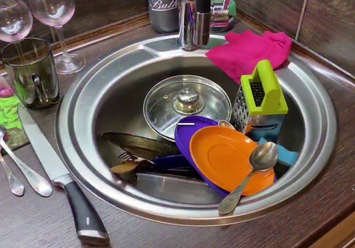 Лучшие практические советы о том, как быстро помыть посуду руками