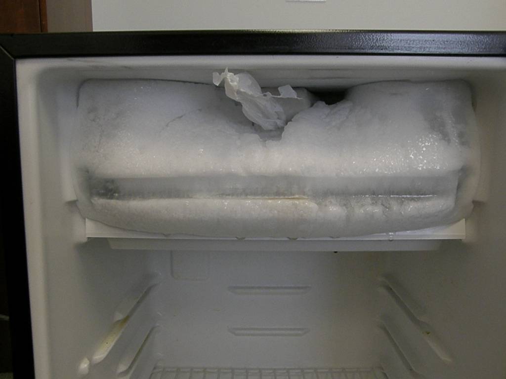 Снег, иней, лед в морозильной камере? мы знаем что делать!