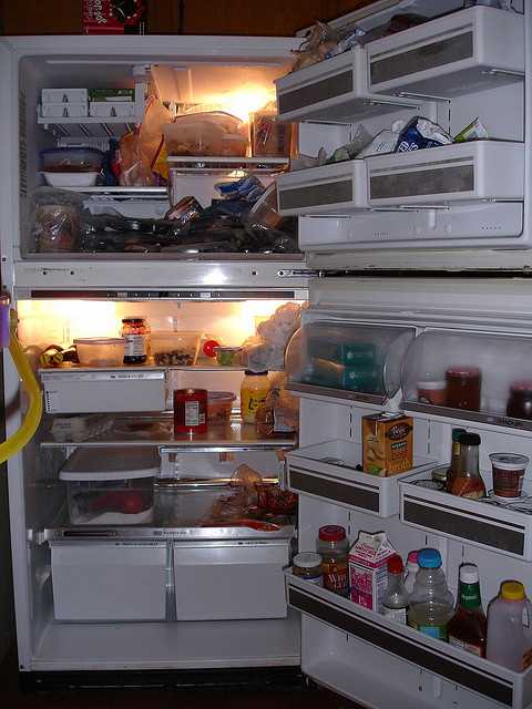 Можно ли ставить что-то на холодильник? телевизор, микроволновку и т.д.