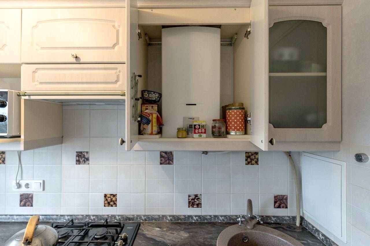 Ремонт кухни в хрущевке с газовой колонкой - дизайн маленькой кухни: как спрятать газовую колонку на кухне