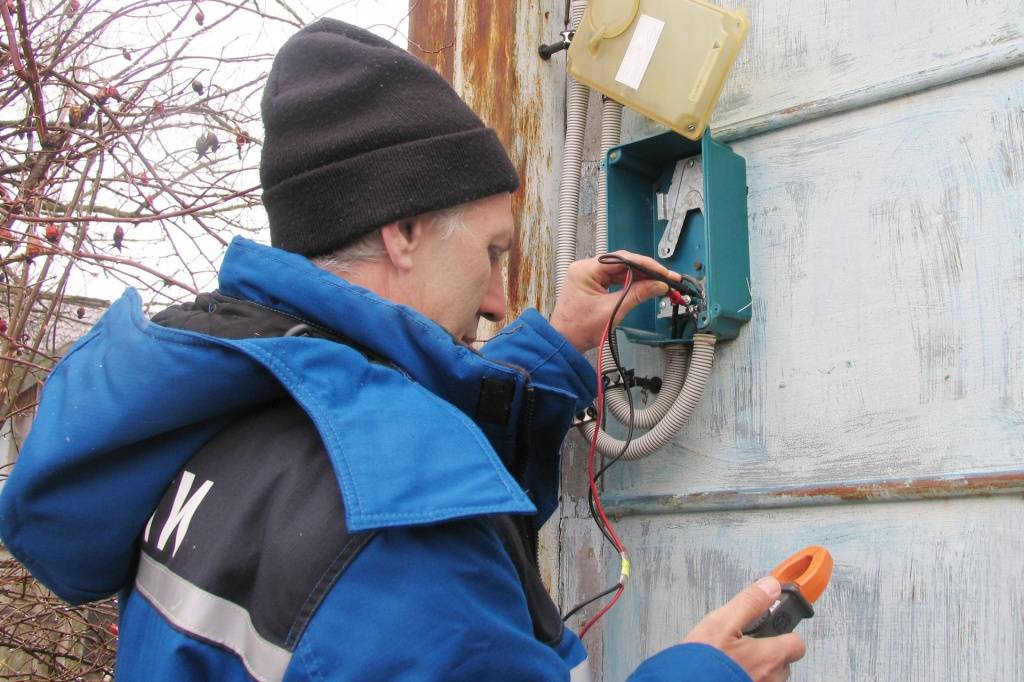 Власти ужесточили наказание за воровство электричества