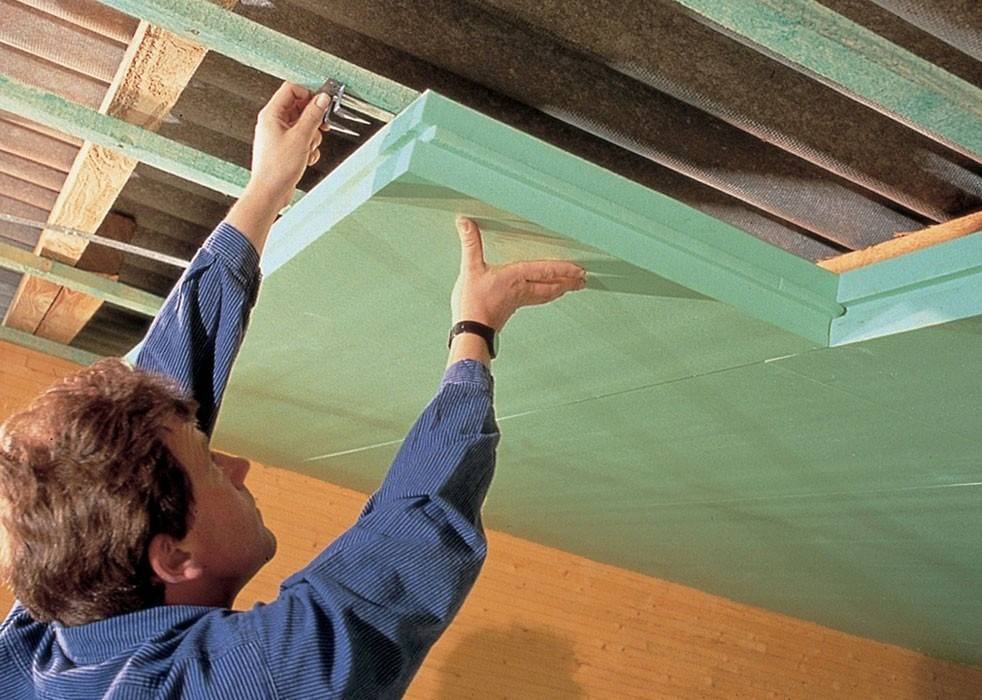 Можно ли утеплять потолок пенопластом или пеноплексом собственноручно