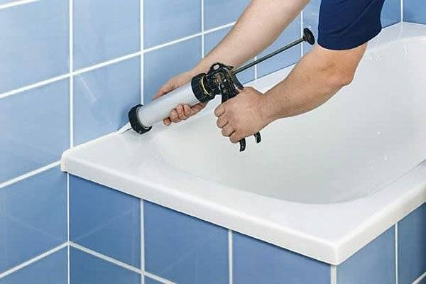 Герметизация ванны со стеной — чем и как заделать стык между ванной и стеной (фото, видео)