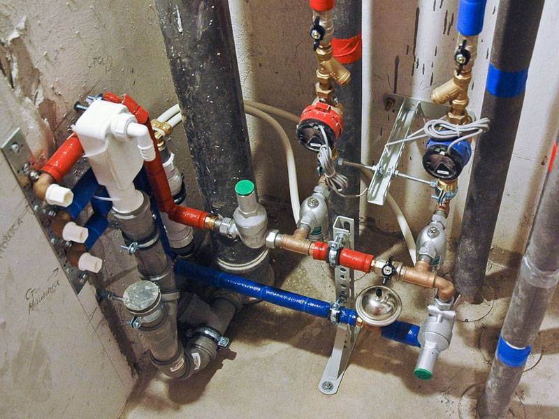Гидроудар в трубопроводе: в системе отопления и водоснабжении, защита компенсатора в квартире, как такое избежать