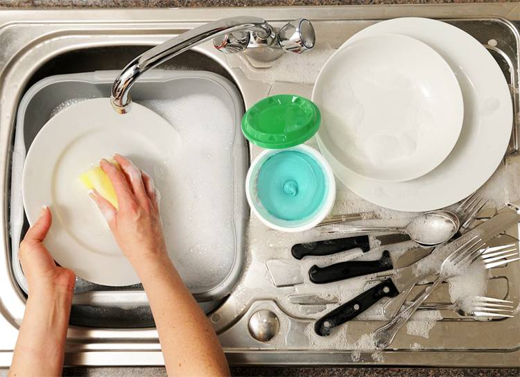 Как сделать эффективное натуральное средство для мытья посуды своими руками