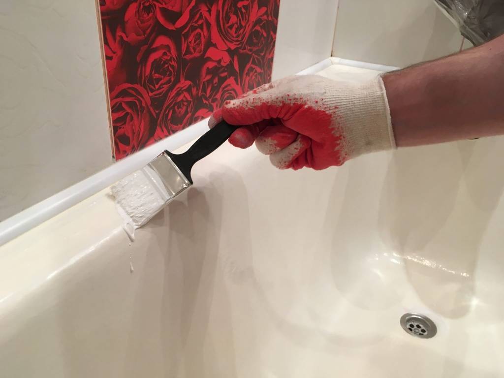 Чем можно покрасить ванну в домашних условиях: названия брендов и технология
