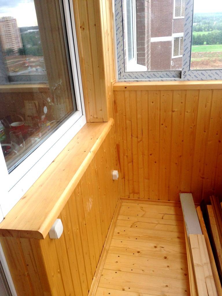 Отделка балкона вагонкой: 100 фото внутреннего оформления балкона или лоджии