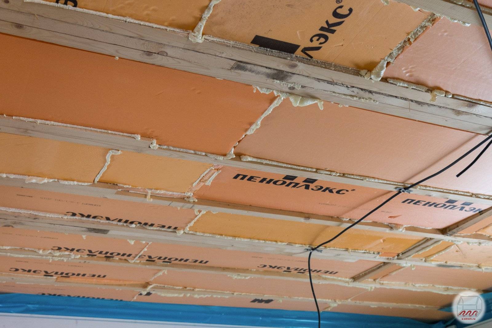 Как утеплить потолок пеноплексом?