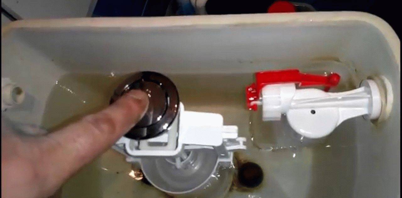 Ремонт сливного бачка унитаза с кнопкой: ремонт сливного механизма своими руками
