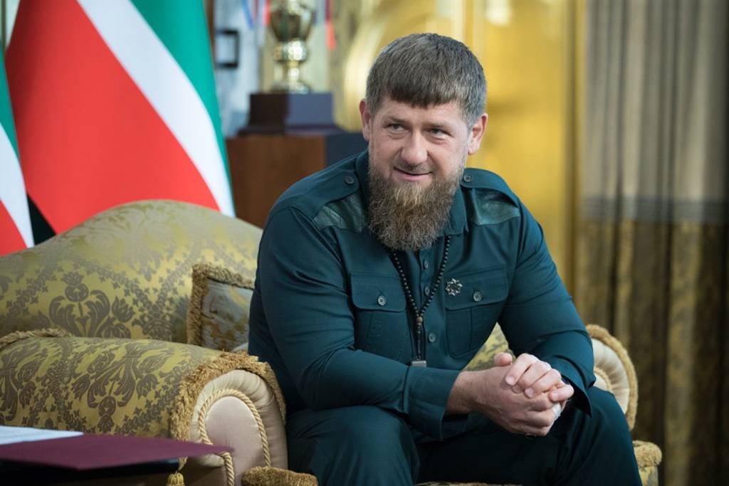Даниил мартынов: как русский спецназовец из «альфы» стал «отцом» чеченской гвардии рамзана кадырова - русская семерка