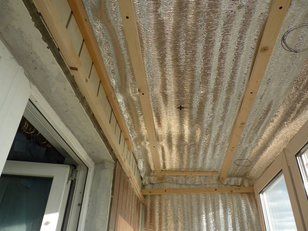 Утепление потолка на балконе, материалы и технологии