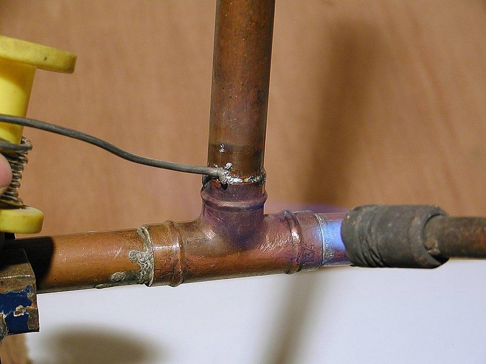 Использование профильной трубы в водопроводах