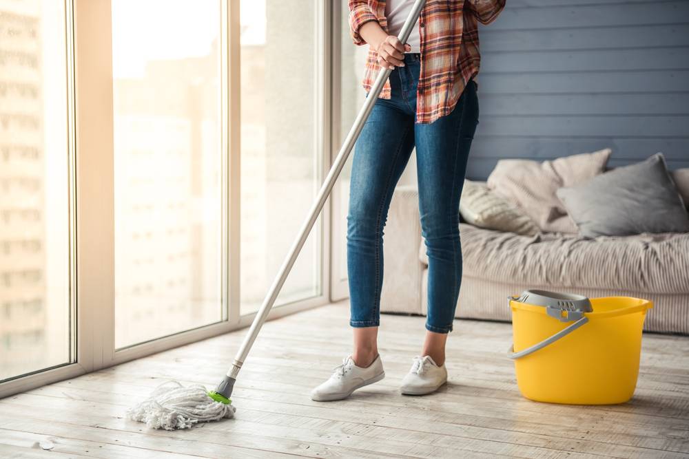 Как убрать комнату: правила и алгоритм уборки, как правильно настроиться и где можно найти мотивацию, чтобы навести порядок и чистоту до блеска