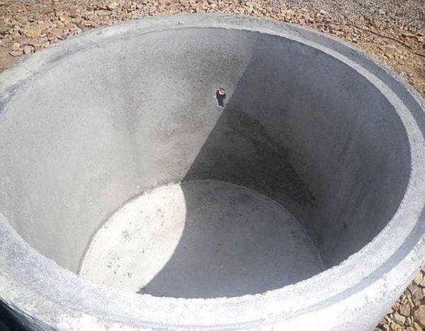Септик из бетонных колец (46 фото): переливной для дачи, схема вентиляции и установка своими руками