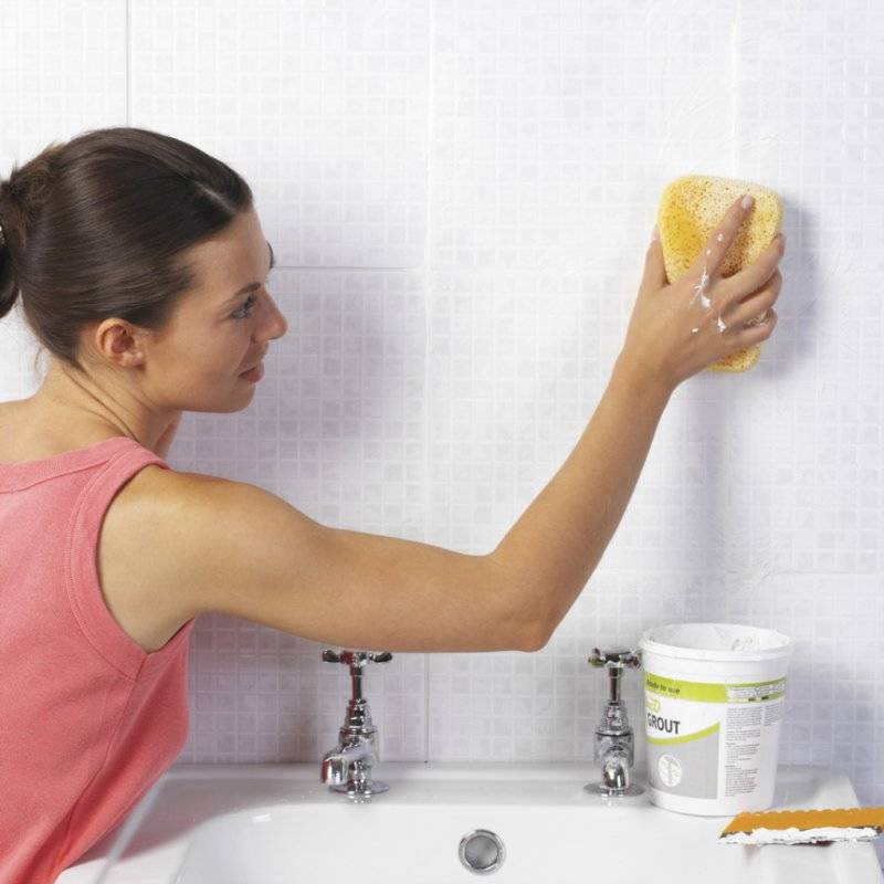 Как избавиться от плесени в ванне: популярные способы