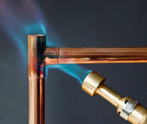 Пайка медных труб газовой горелкой: методы пайки, инструменты, материалы и процесс пайки