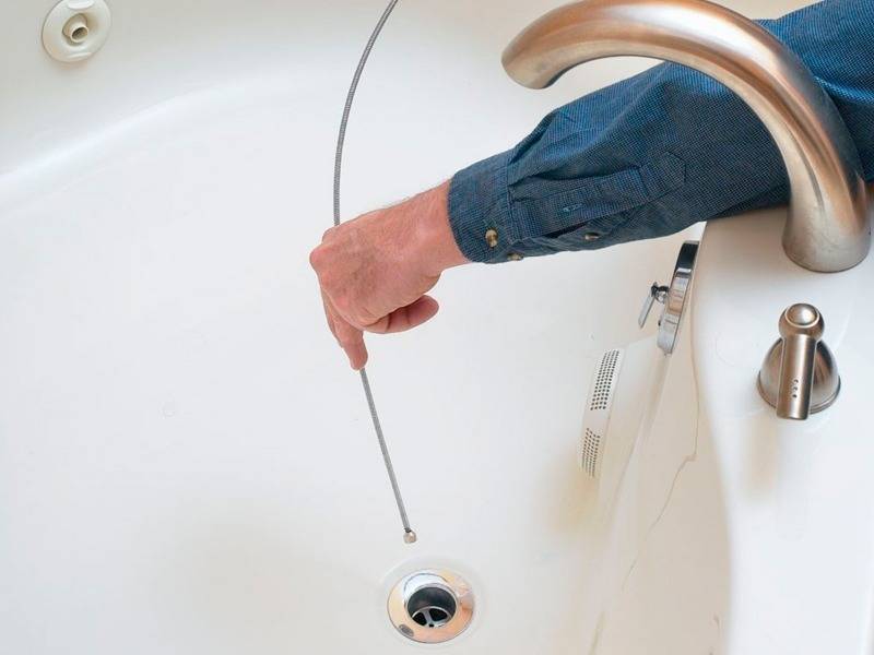 Засорилась ванна - как прочистить в домашних условиях: устранить засор быстро