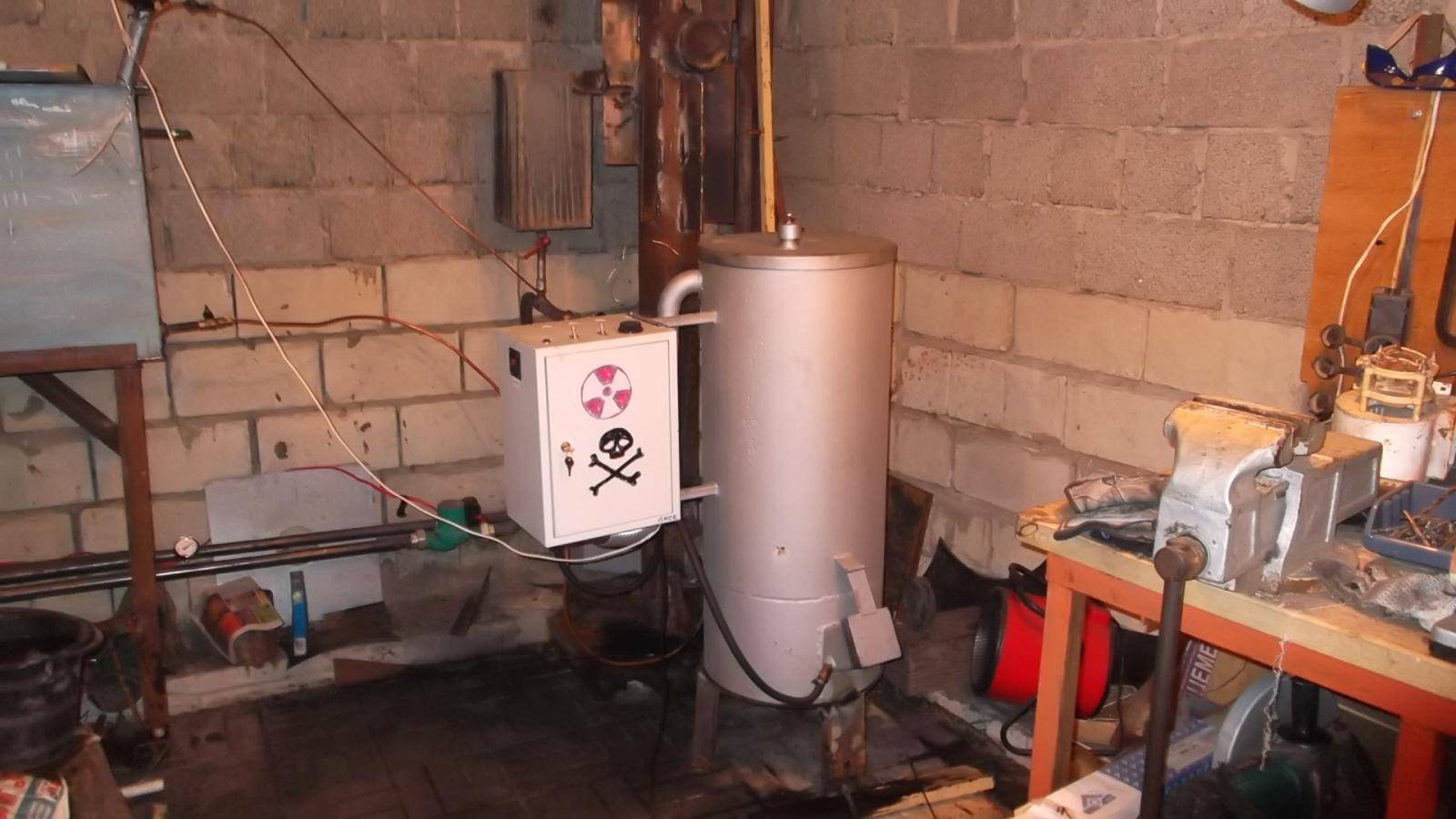 Котел отопления на отработанном масле, пожаробезопасная печь на отработке, как сделать своими руками для частного дома, гаража