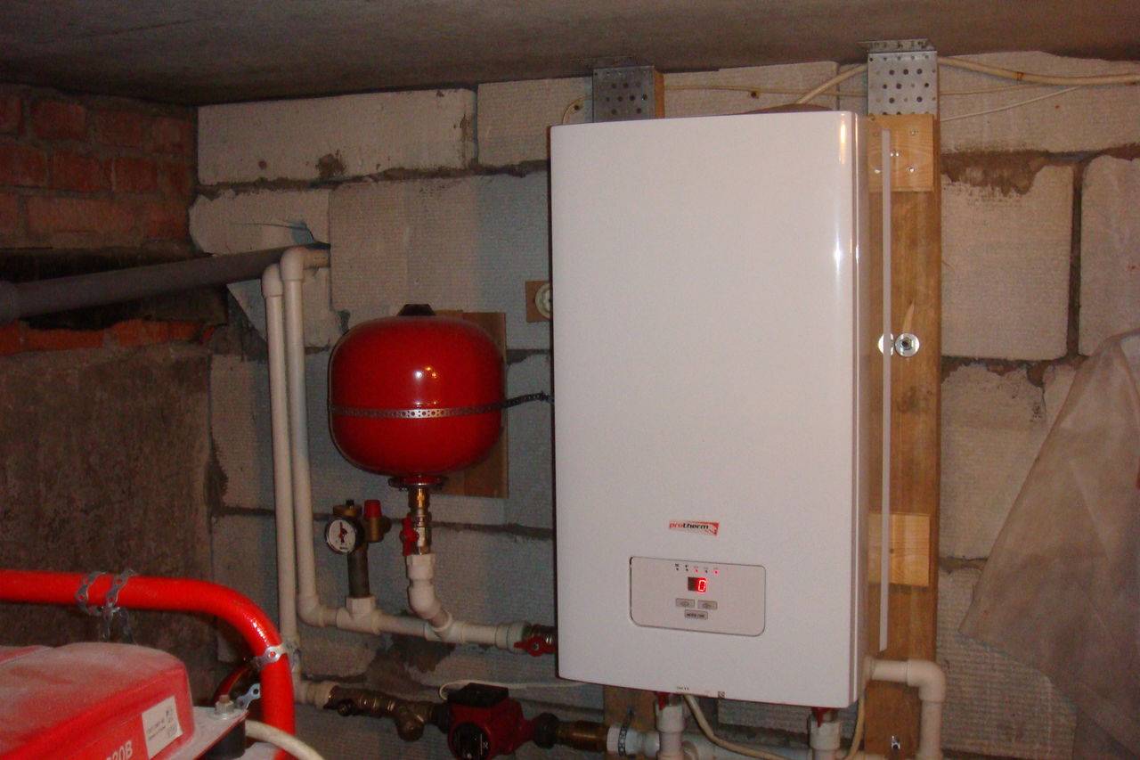 Электрокотлы для отопления частного дома: как снизить расход? схема подключения и установки электрокотла, отзывы и рейтинг лучших