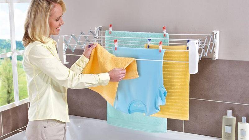 Советы и рекомендации, как быстро высушить одежду после стирки